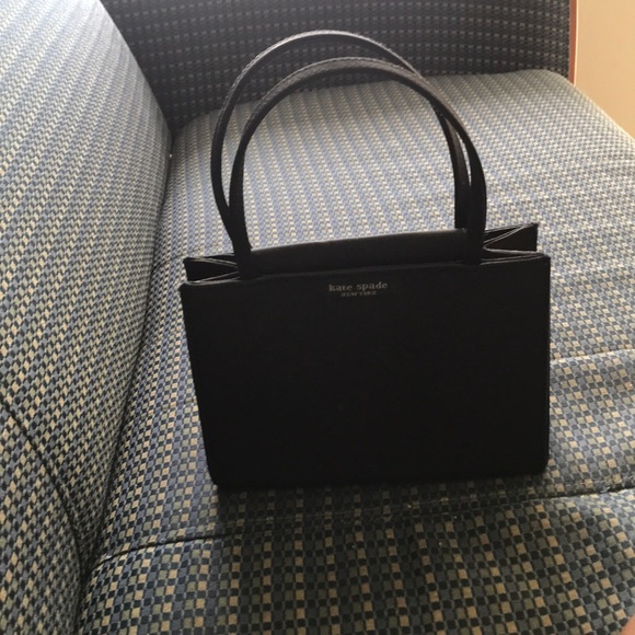 Kate Spade purse - Picture 1 of 4
